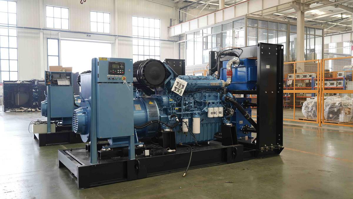 700kW-WC发电机组(12M26D792E200)